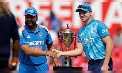 Cricket Fever soars as the Indian & England Team receives a warm welcome at Bhubaneswar airport before the 2nd ODI Cricket Fever soars as the Indian & England Team receives a warm welcome at Bhubaneswar airport before the 2nd ODI